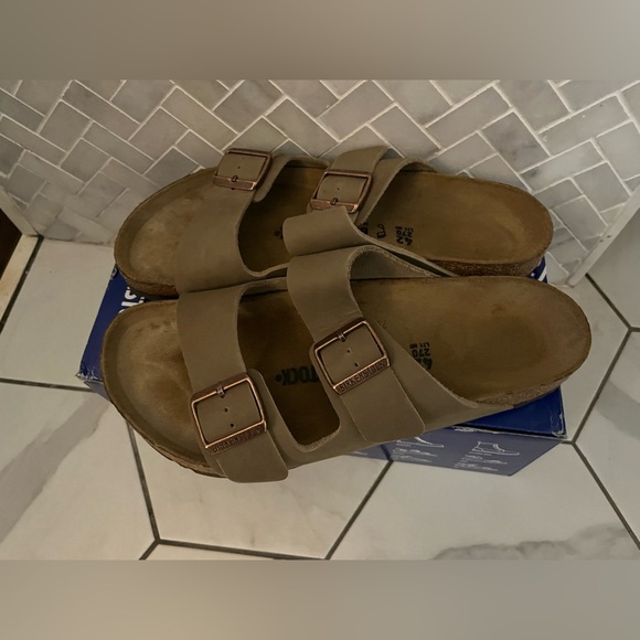 Birkenstock Arizona BS Sandals - Tobacco Brown - Picture 1 of 6